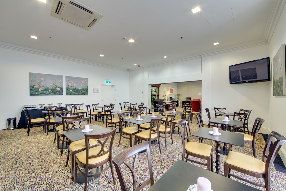 Adabco Boutique Hotel Adelaide 52/60