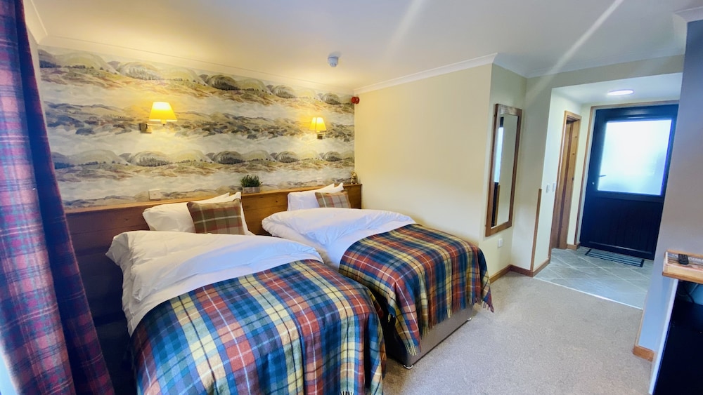 Aultguish Inn 18/50