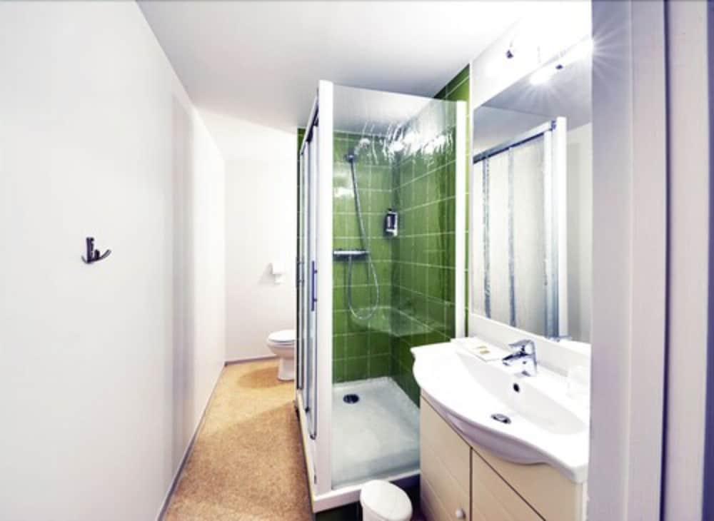 HOTEL LE PAN DE BOIS 33/34