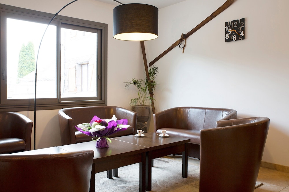 Hotel The Originals Super-Besse Est Auberge de la Petite Ferme 15/31
