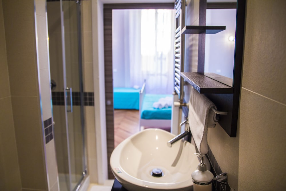 Il Sesto Suites Central 46/50