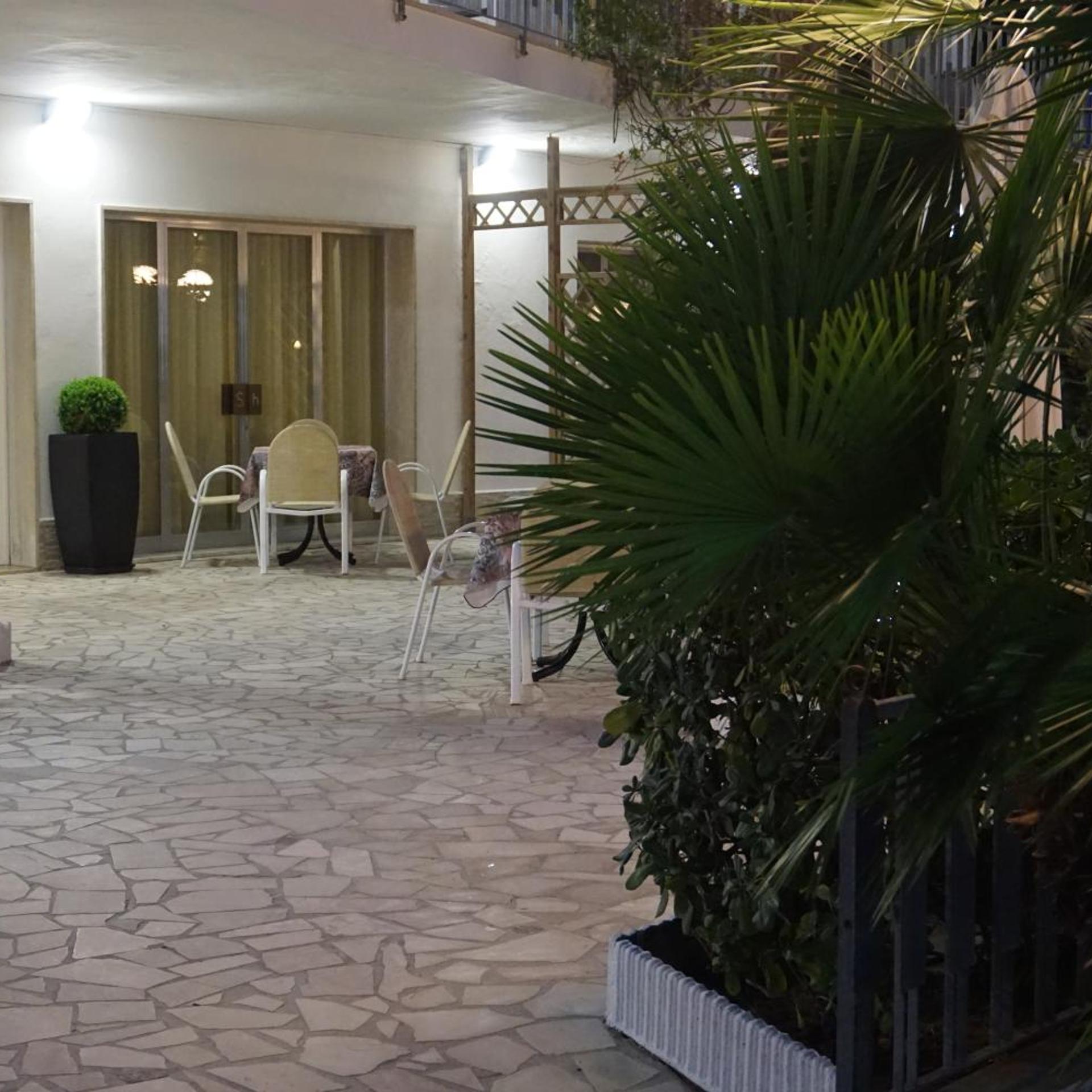 Hotel Sayonara 49/50
