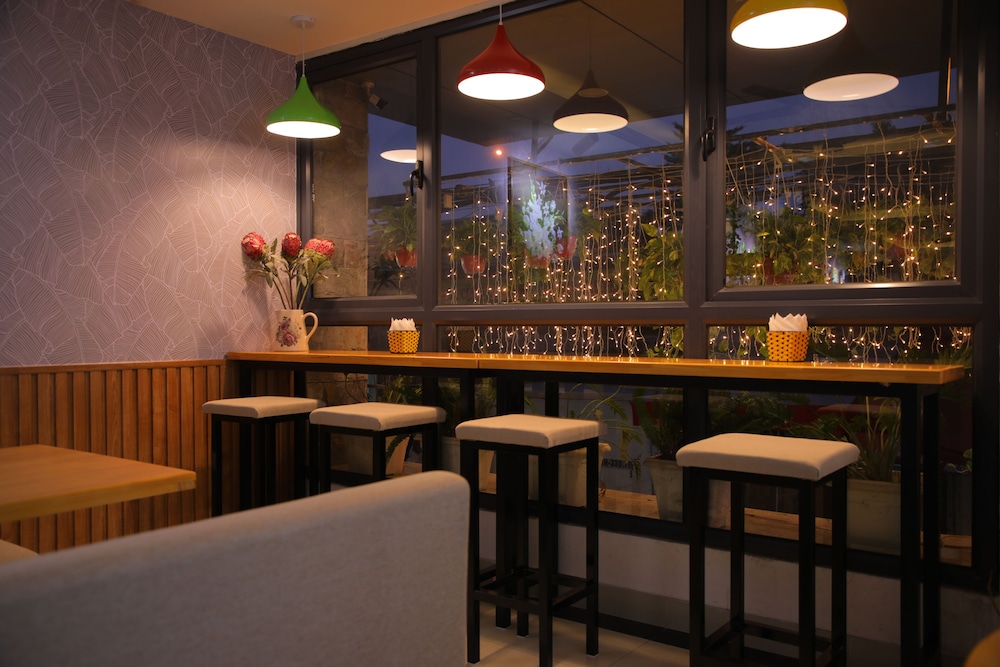 Hanna Hotel And Massage 32/50