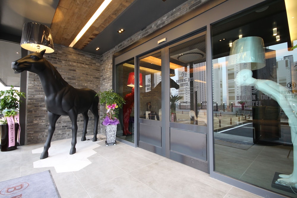 Brown Dot Hotel Jinhae 4/50