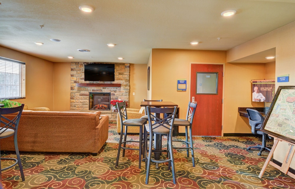 Cobblestone Hotel Suites Punxsutawney Pa 31/42