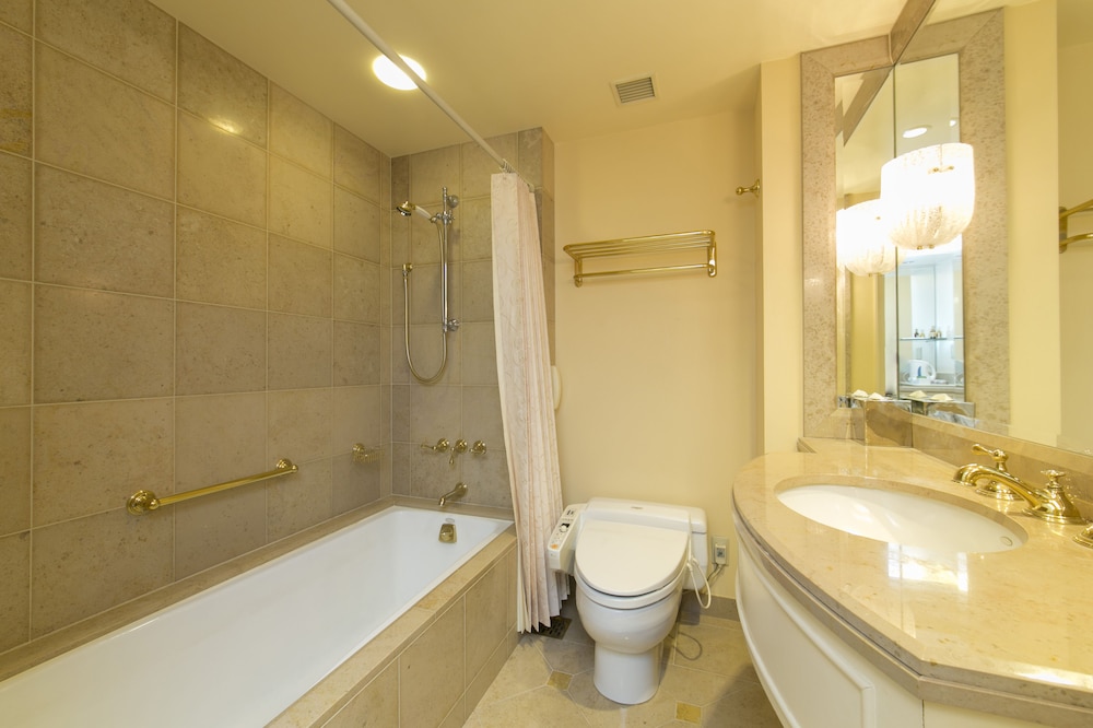 Hotel Grand Tiara Anjo 11/25