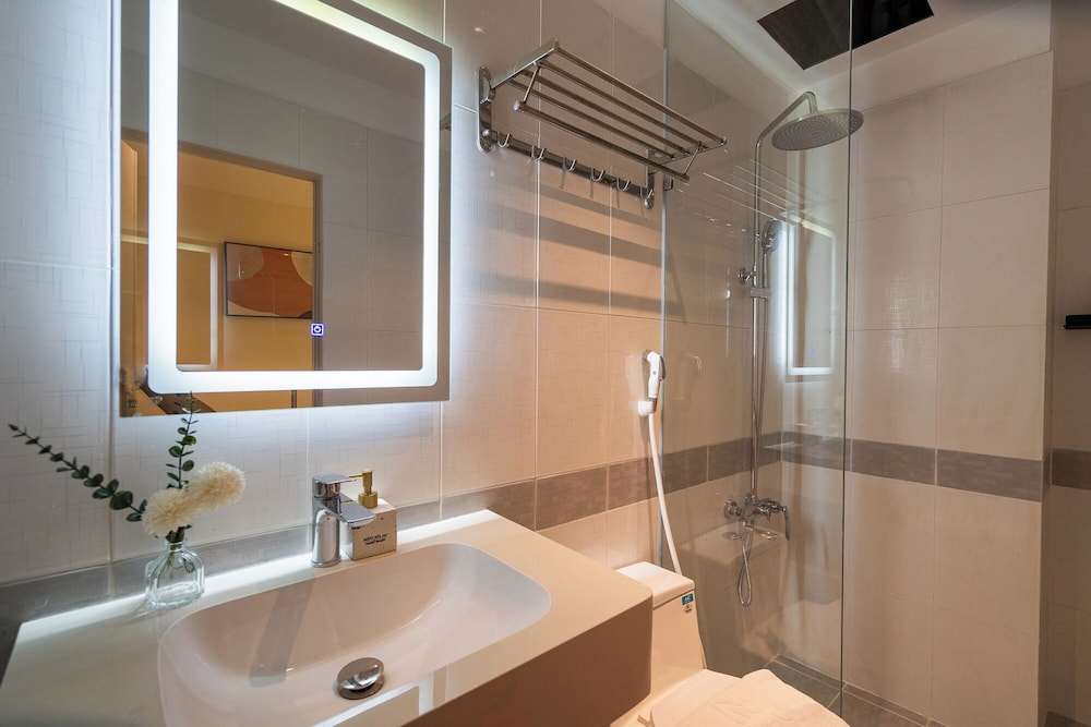 Sen Saigon Hotel 43/50