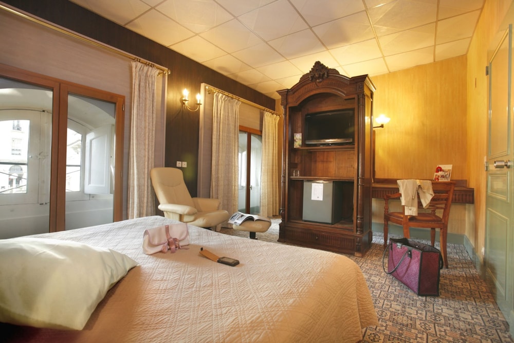 Hotel de Gramont Pau 22/62