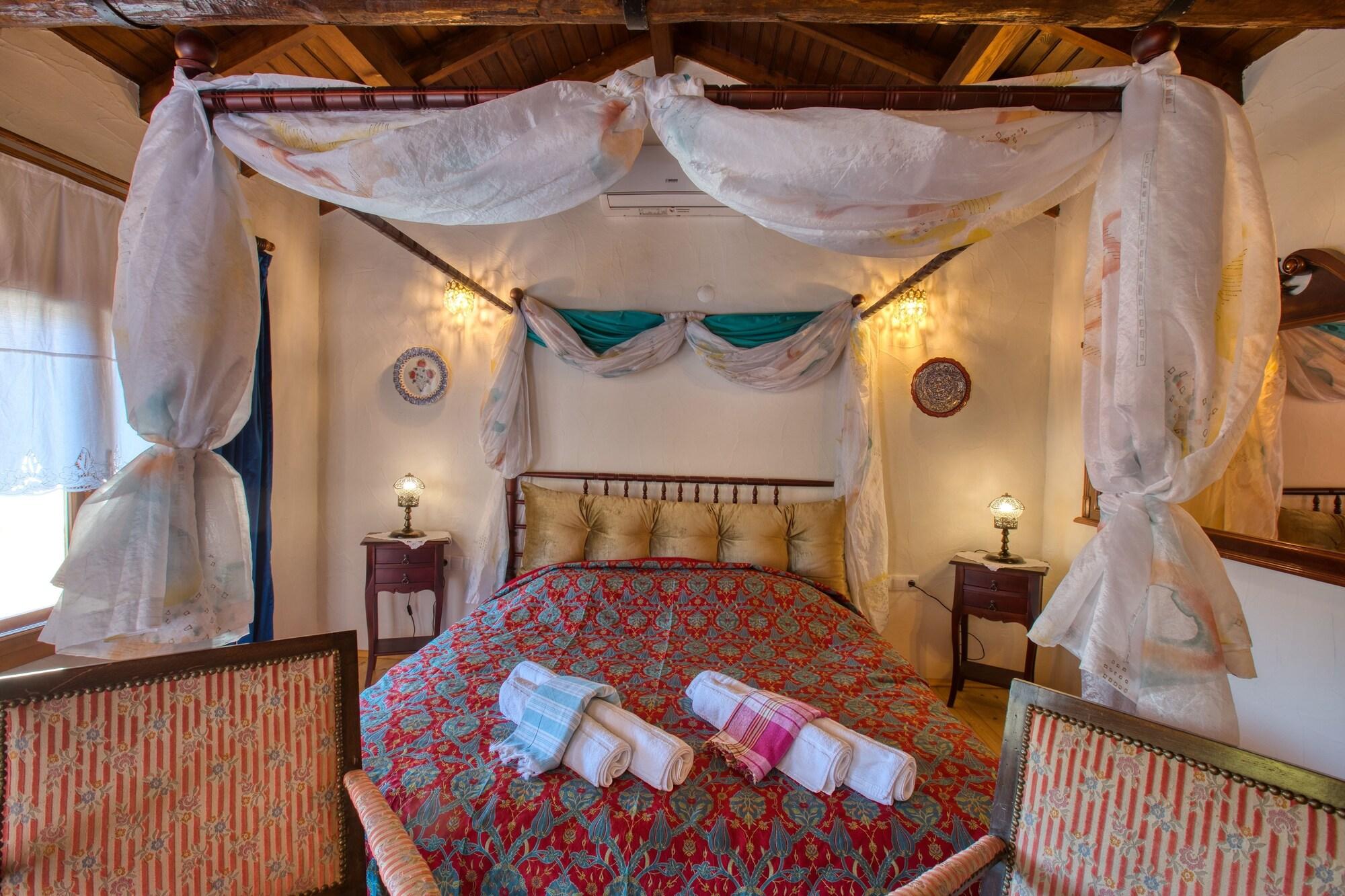 Turkuaz, Deluxe, Double Bed