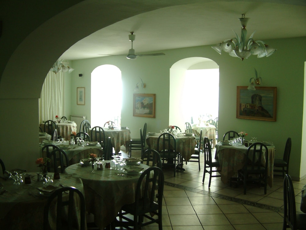 Hotel La Ginestra 26/32