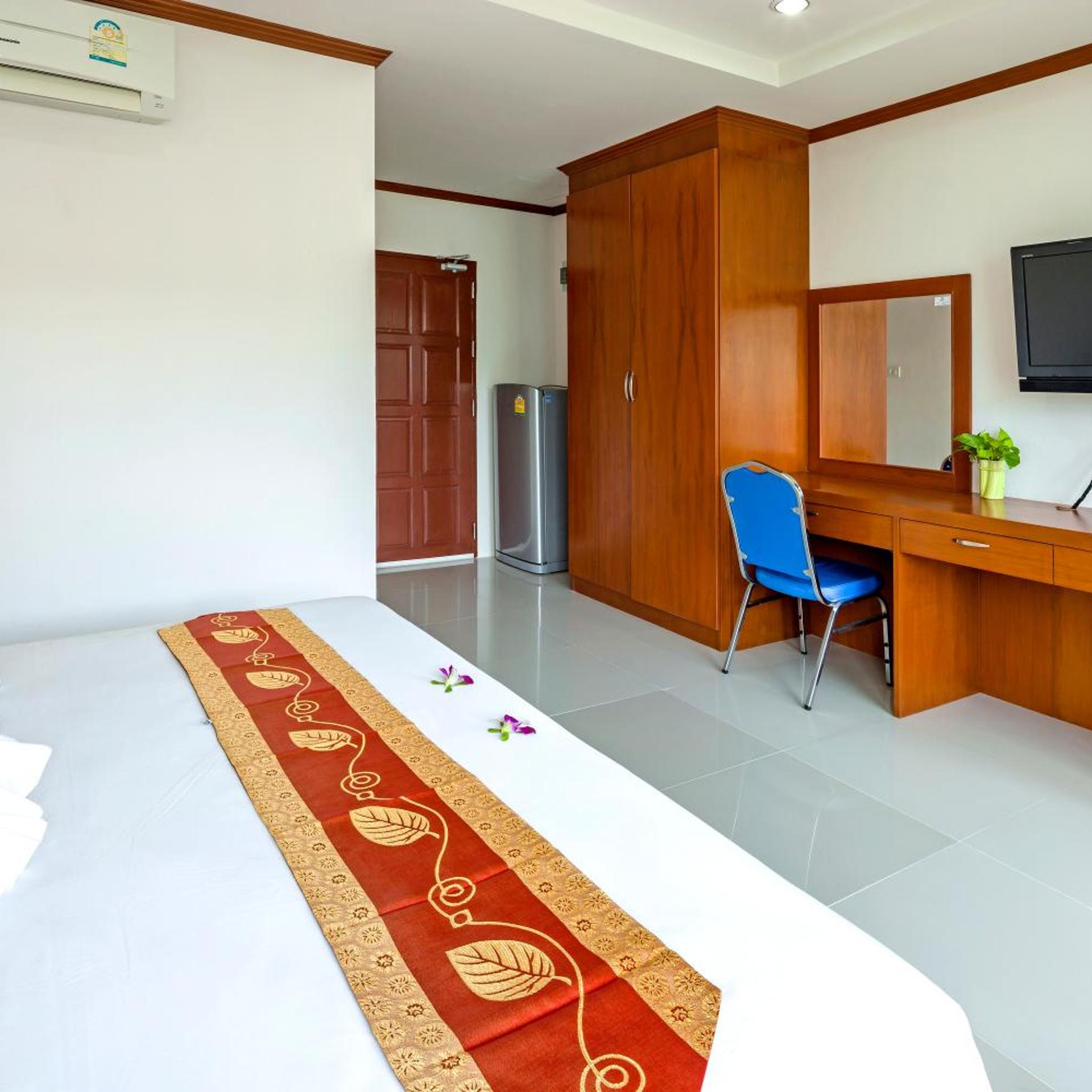 Mala Apartment 6/50