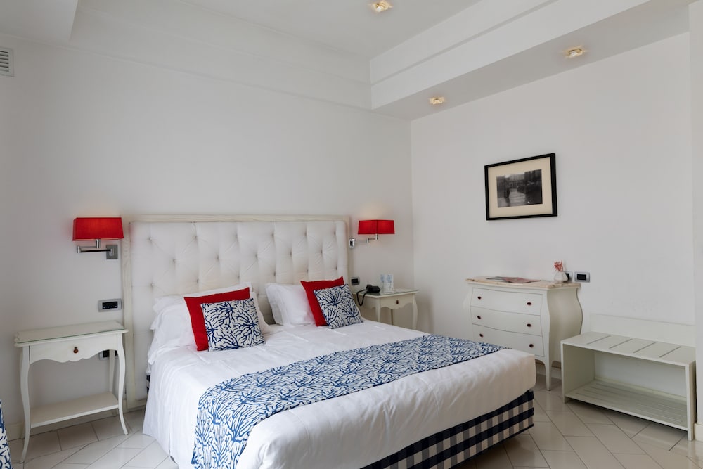 La Ciliegina Lifestyle Hotel 34/77