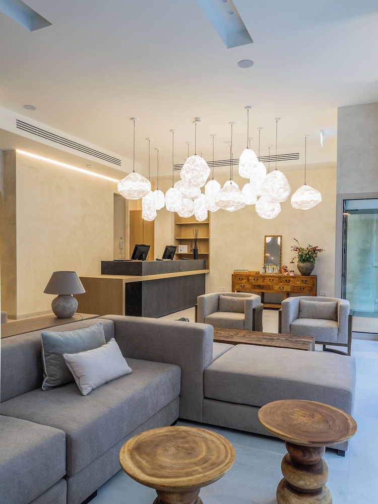 Hotel Well and Come Malaga 33/50