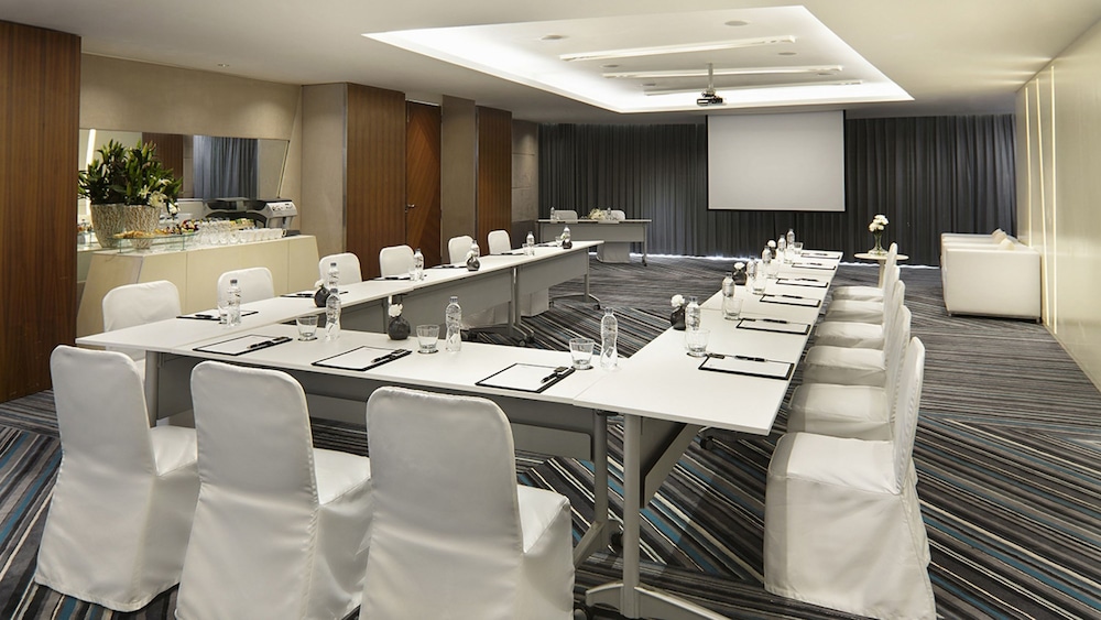 Hotel Baraquda Heeton Pattaya by Compass Hospitality 40/50