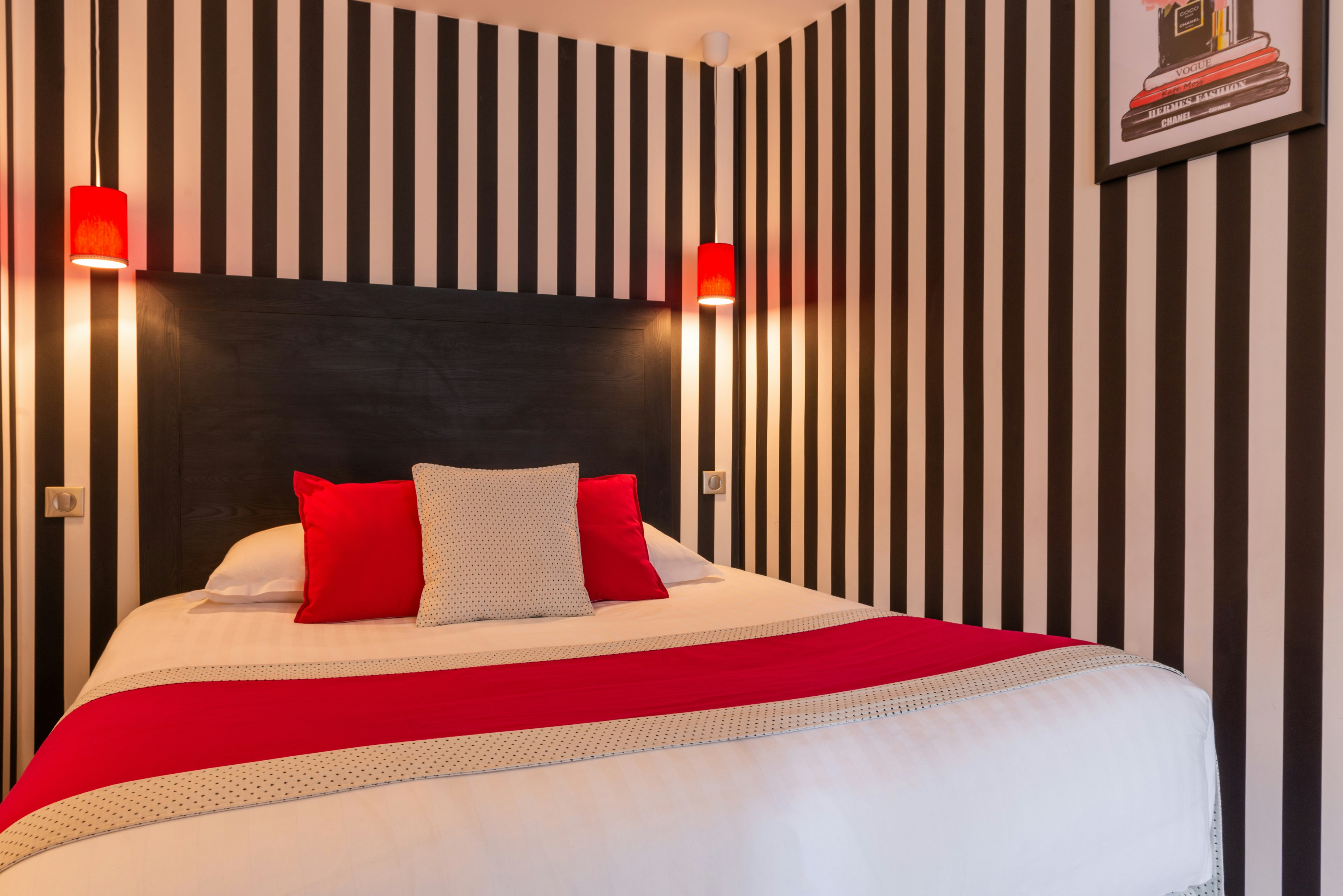 Hotel Riviera Elysees 24/95