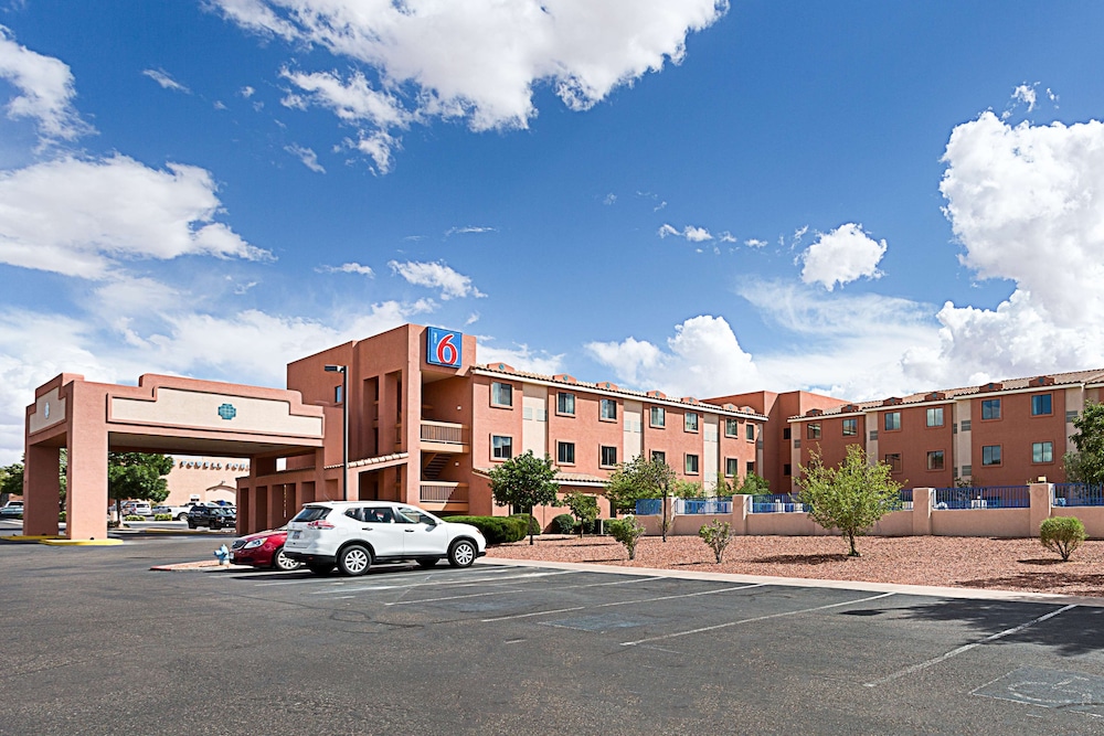 Motel6 Page, AZ 49/60