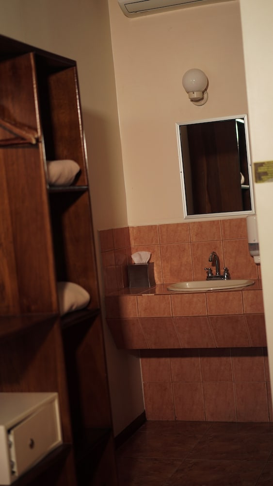 Hotel Eco Arenal 8/50