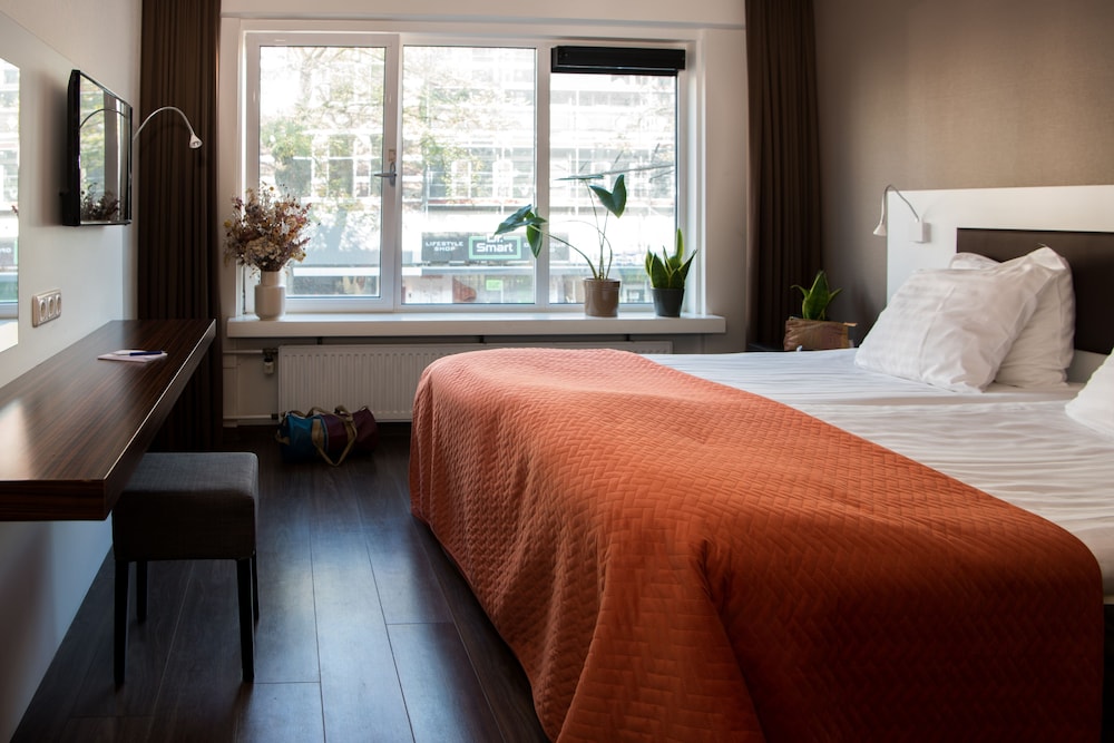 Hotel Emma 10/44