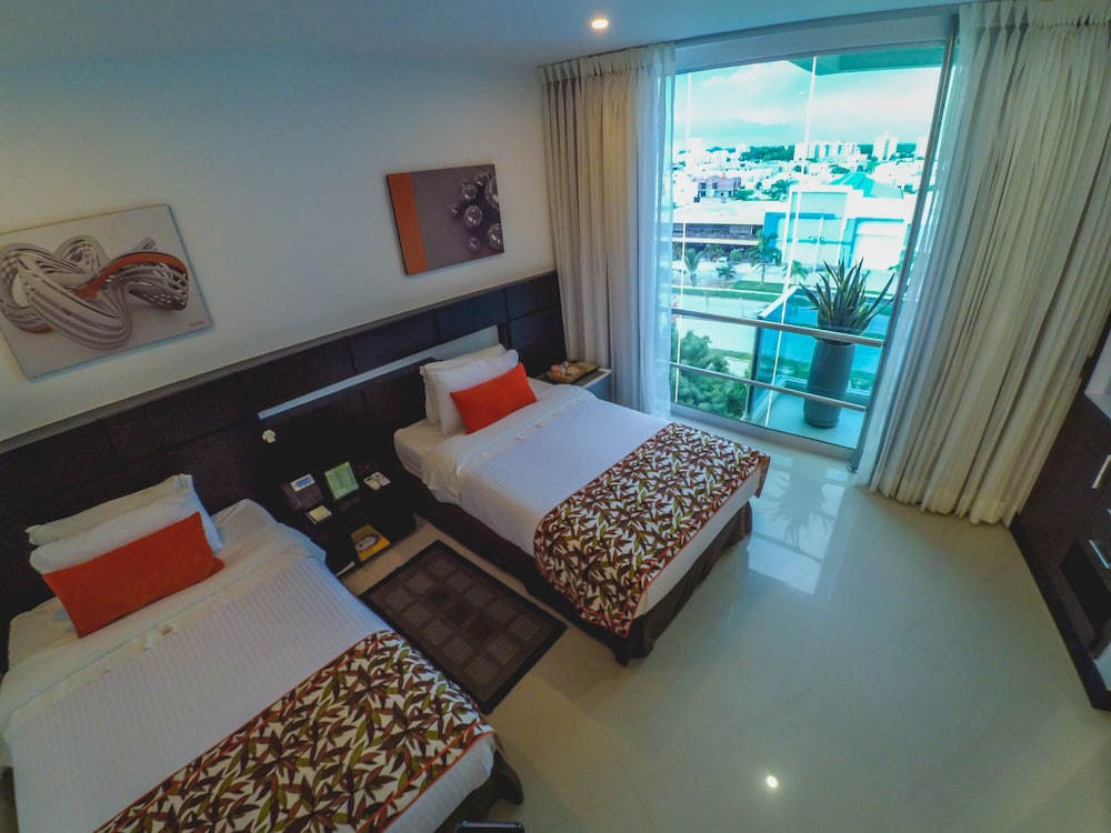 Hotel Florida Sinu 23/65