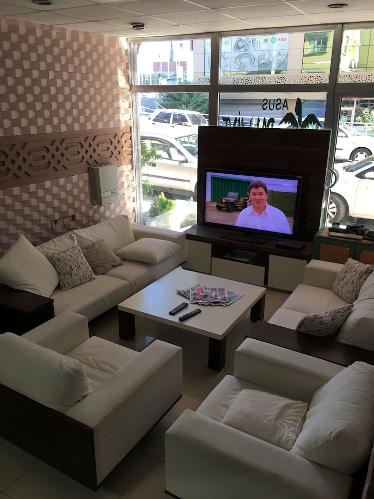 Asus Palmiye Otel 24/32