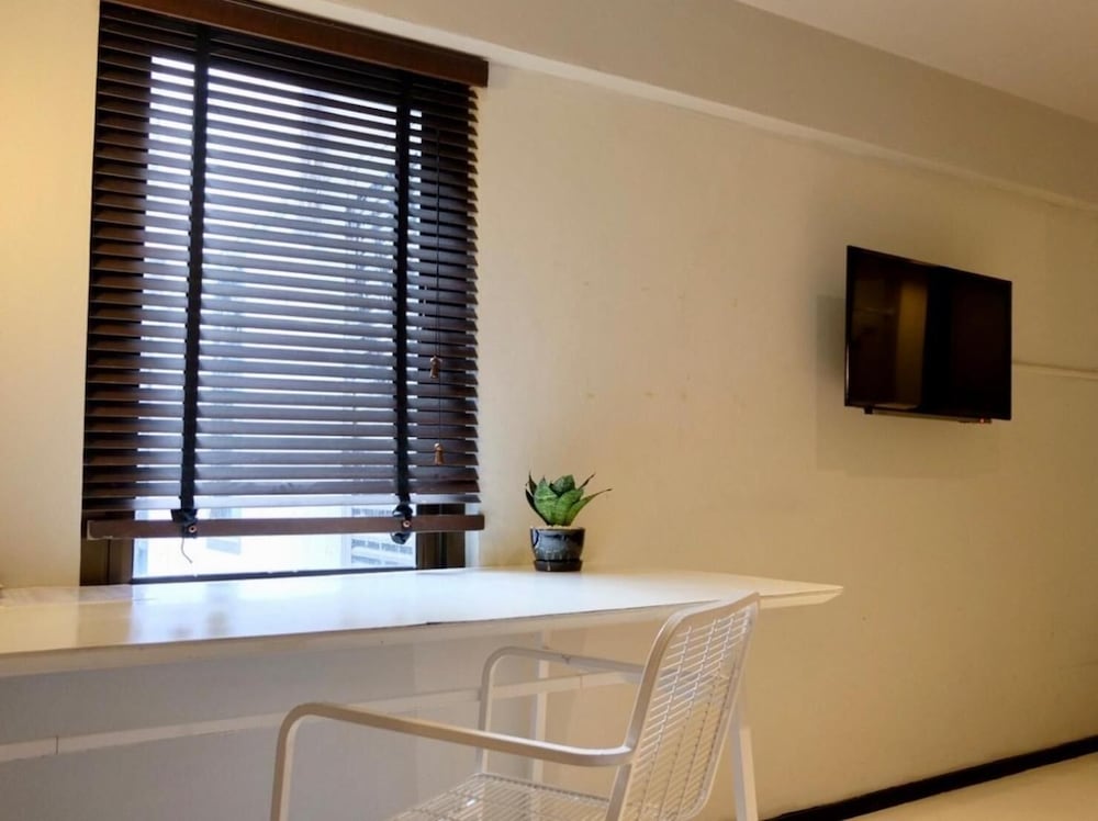 S2 Hotel 6/68