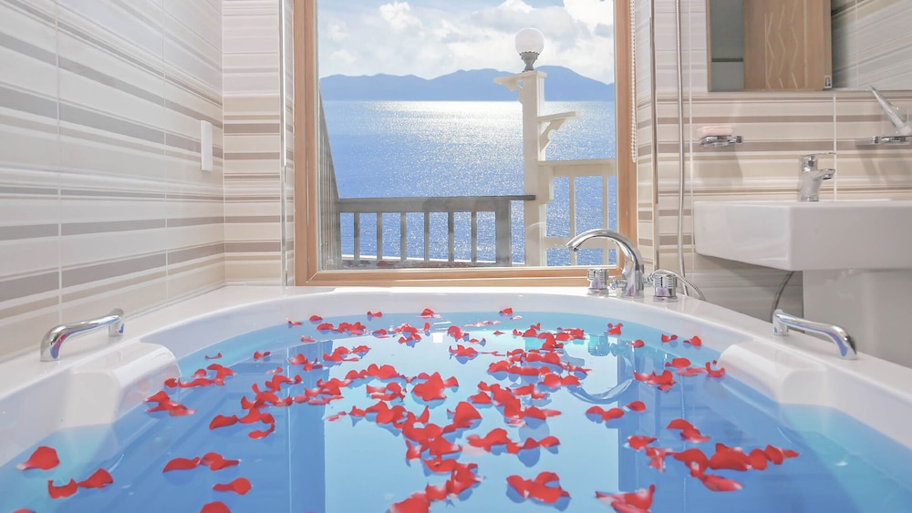 Namhae Bel Vienne Pension 22/50