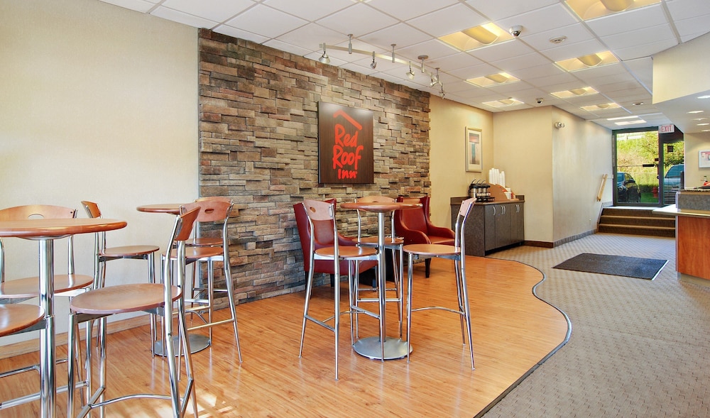 Red Roof Inn Cleveland Airport-Middleburg Heights 15/21