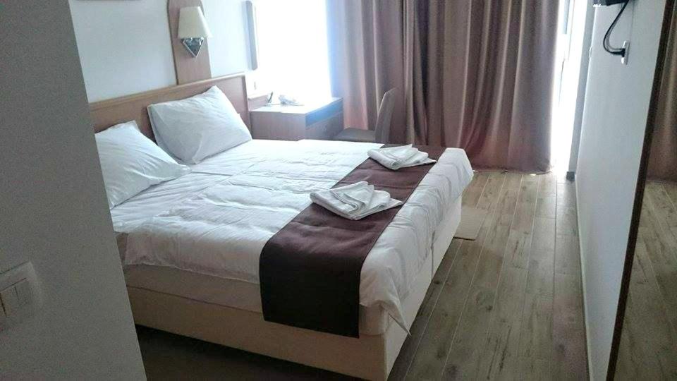 غرفة ديلوكس بسرير مزدوج أو سريرين منفصلين بإطلالة على الحديقة، Villa Paradiso 2 4/7