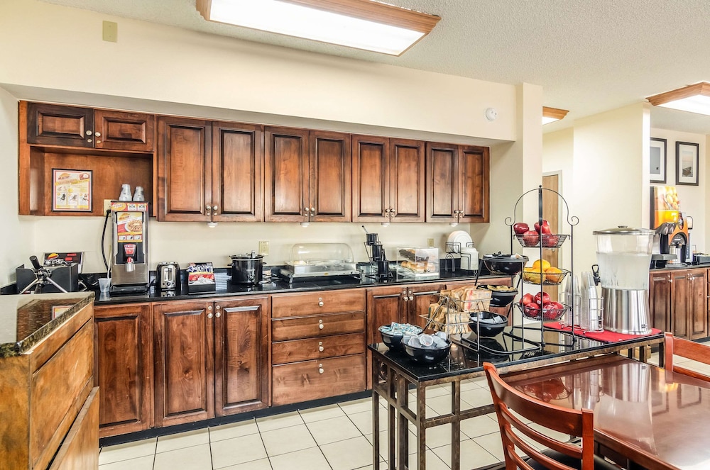 Econo Lodge Moss Point - Pascagoula 26/29