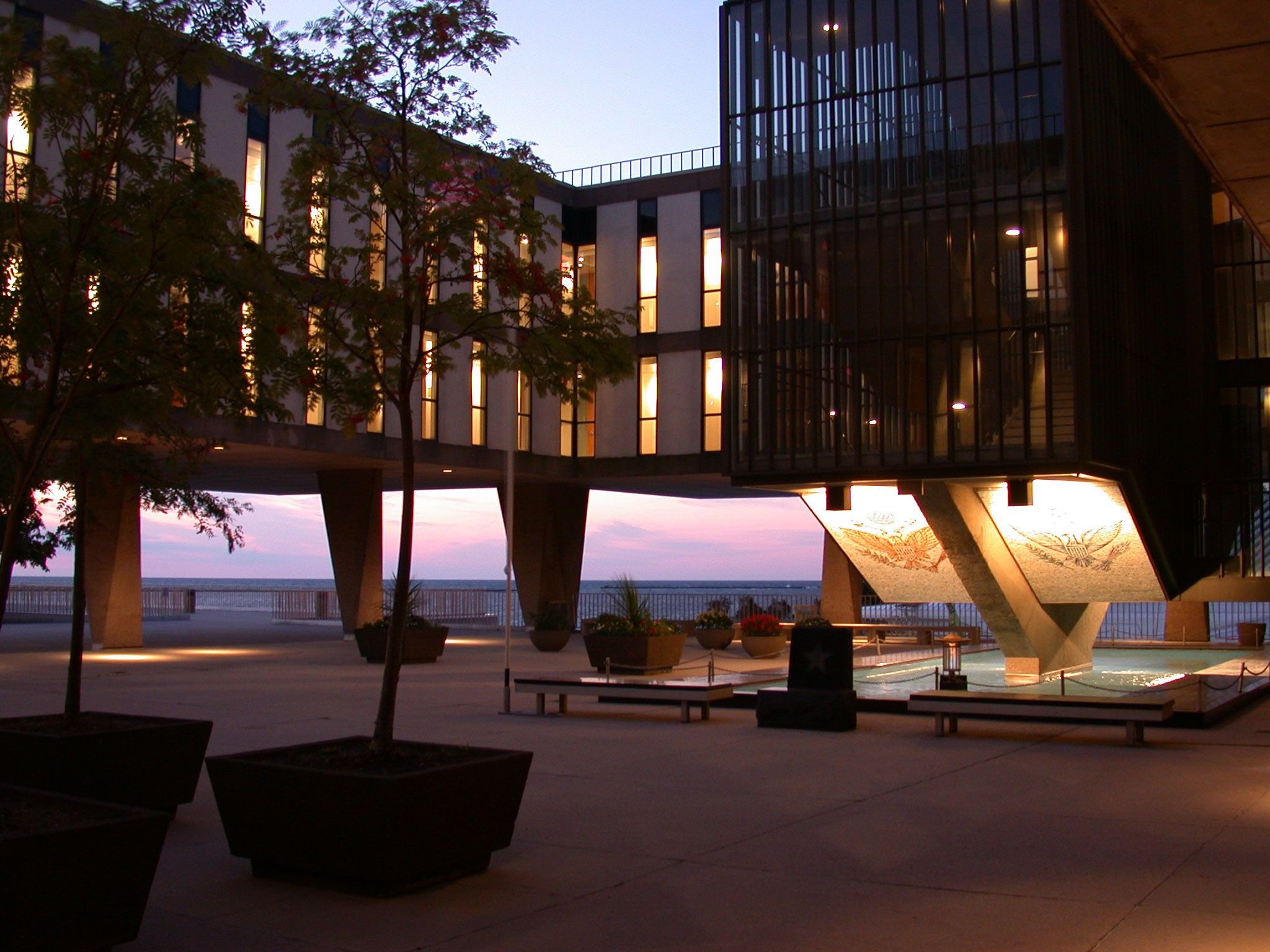 CROWNE PLAZA MILWAUKEE AIRPORT 81/81