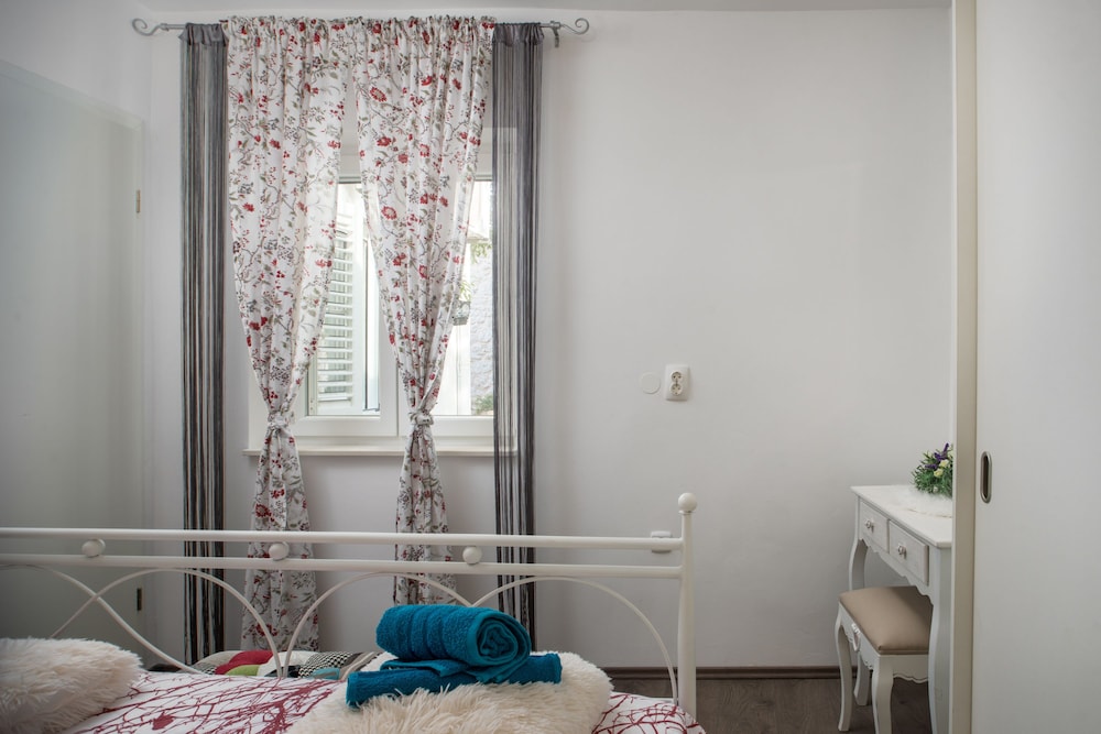 Luxury Lidija Rooms 49/50