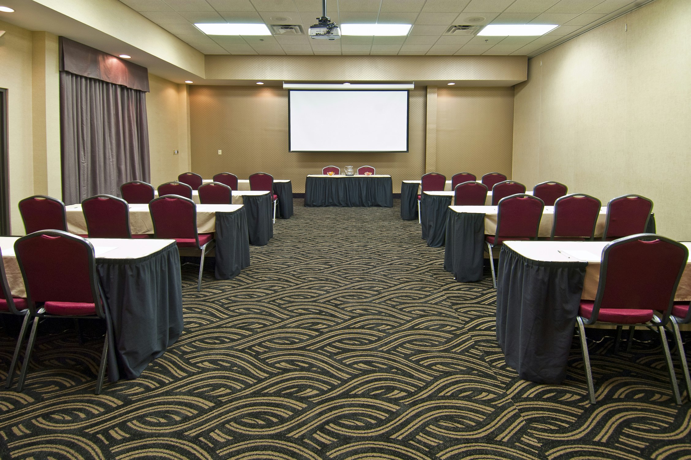 Hampton Inn & Suites Millington 52/59