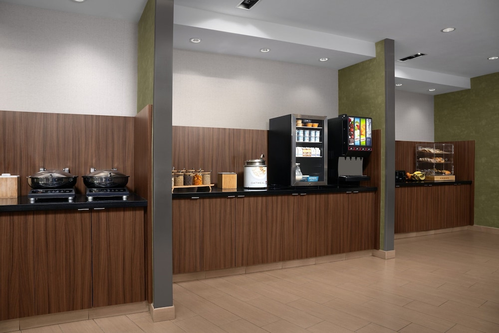 Fairfield Inn & Suites Sioux Falls Airport 25/49