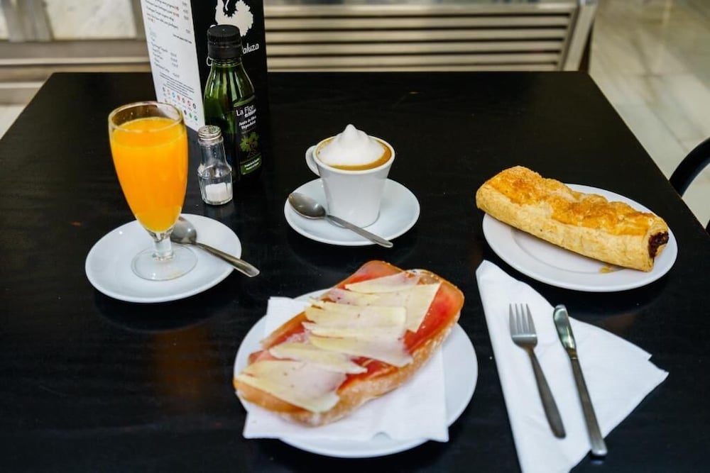 Hotel Costa Andaluza 44/48