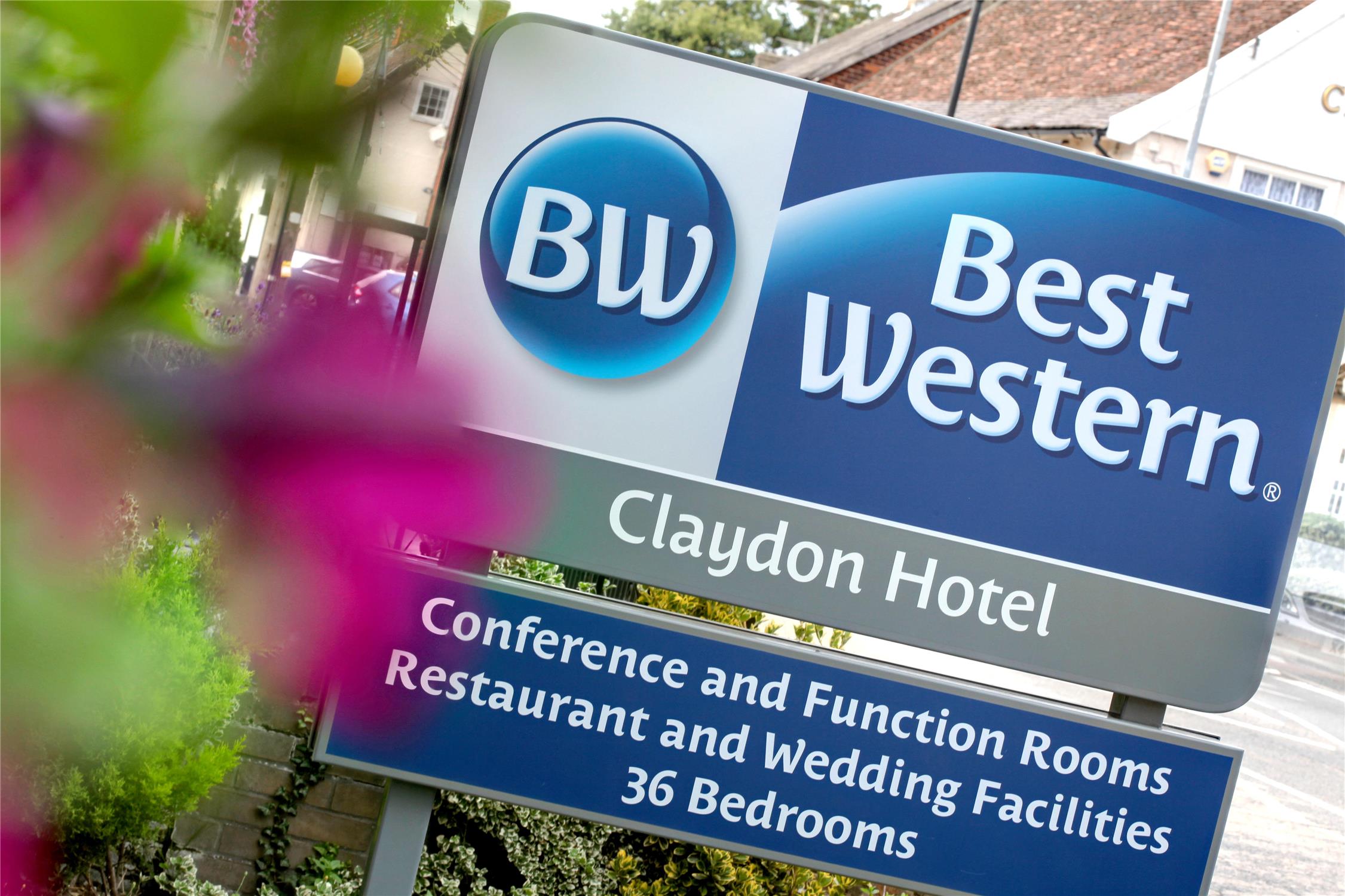 Best Western Claydon Hotel 2/73
