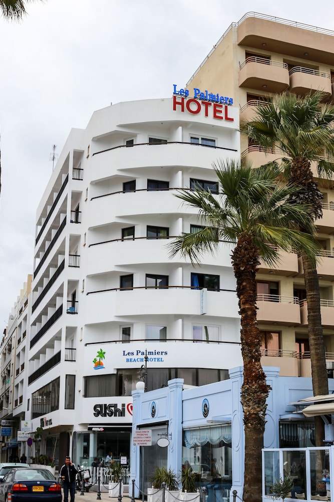 Les Palmiers Beach Hotel 5/69