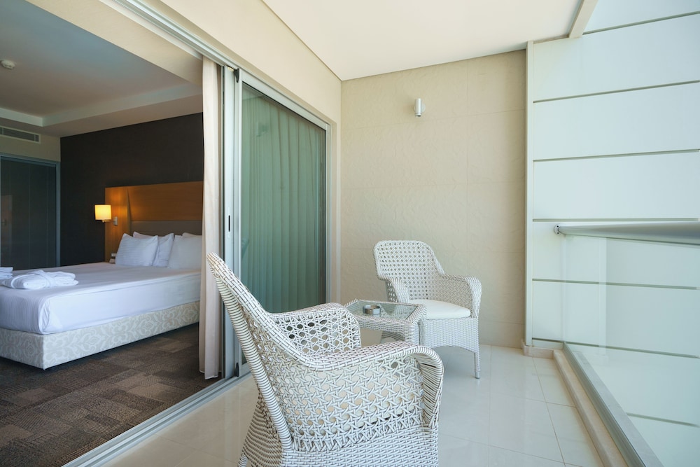 Boyalik Beach Hotel and Spa Thermal Resort 23/68