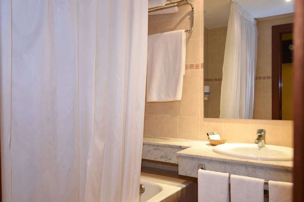 Rvhotels Tuca 47/48