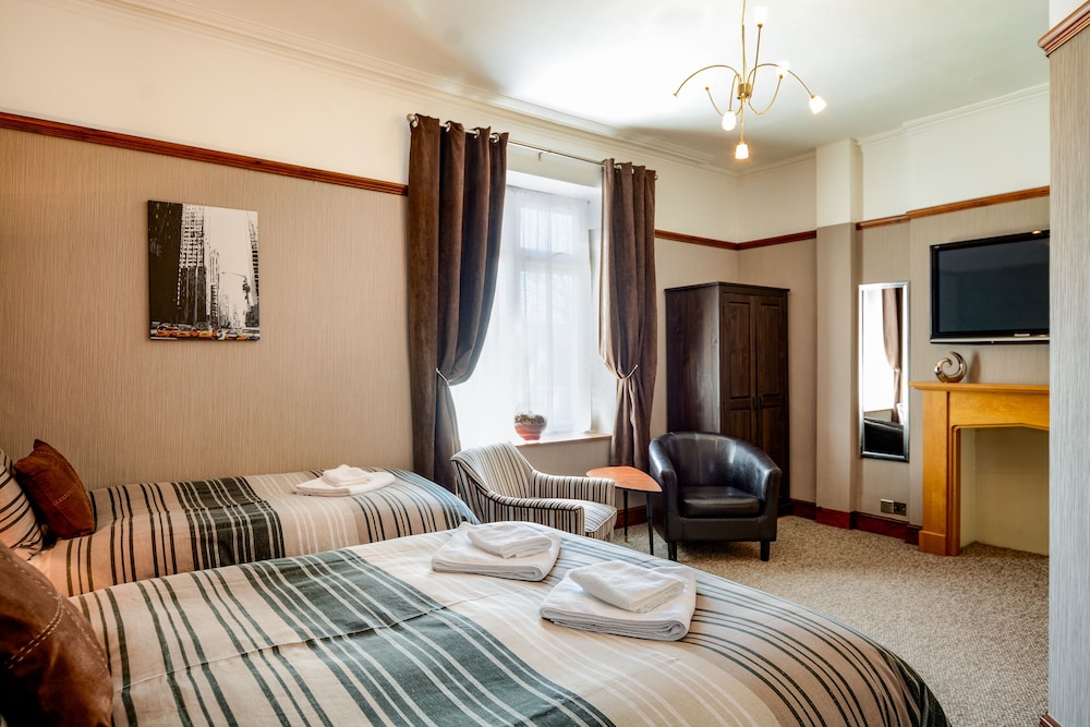 Tanes Hotel 14/61