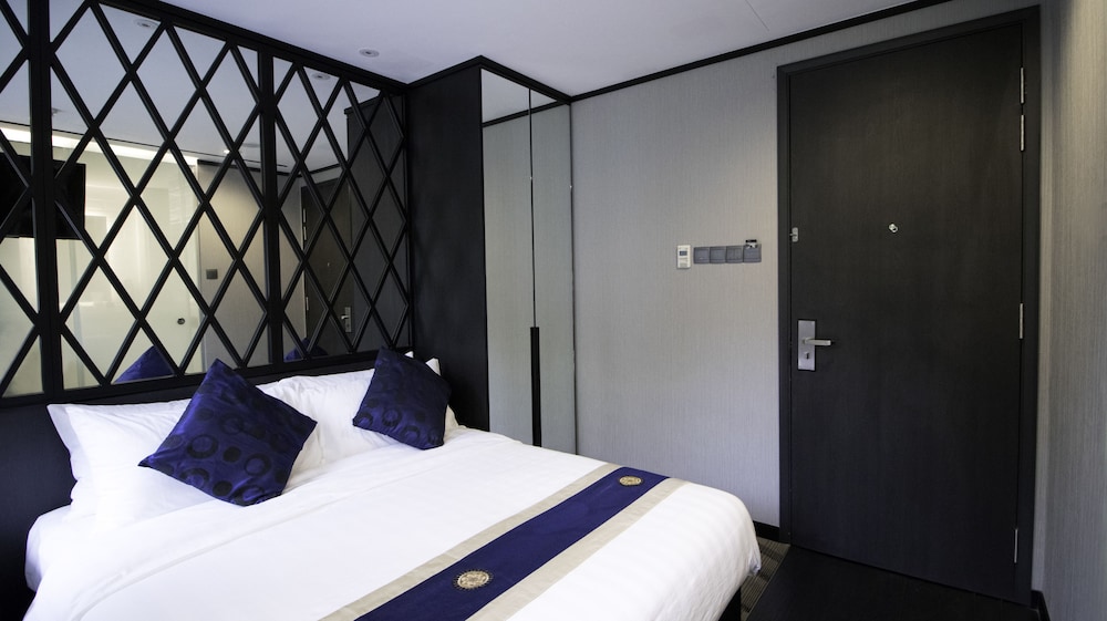 Hotel Nuve Urbane 18/65