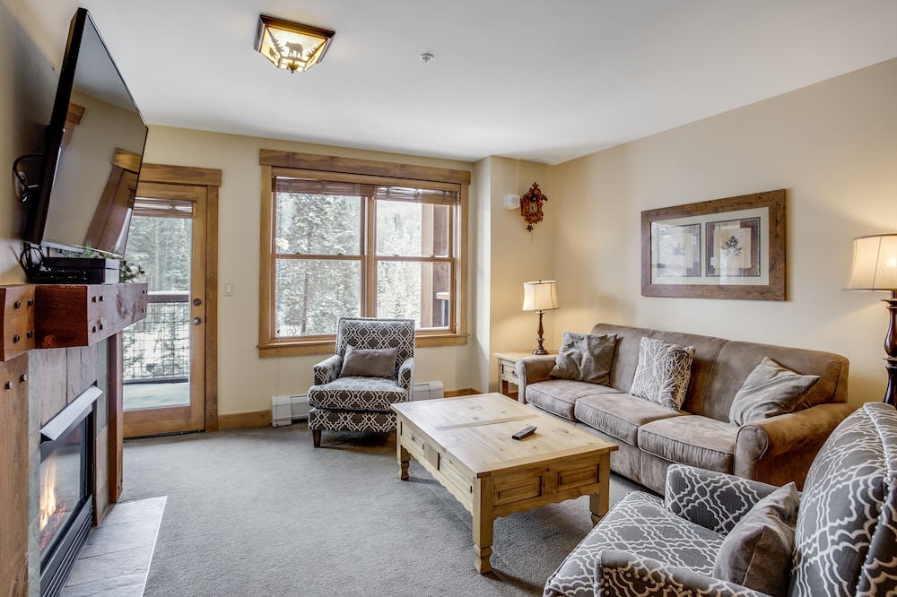Springs 2 Bed 3 Bath Murphy 44/50