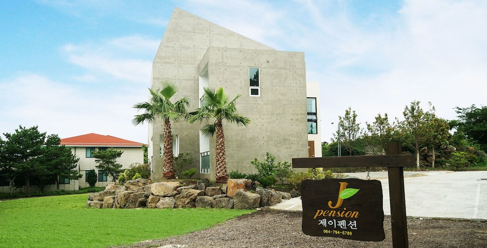 Jeju J Pension 34/37