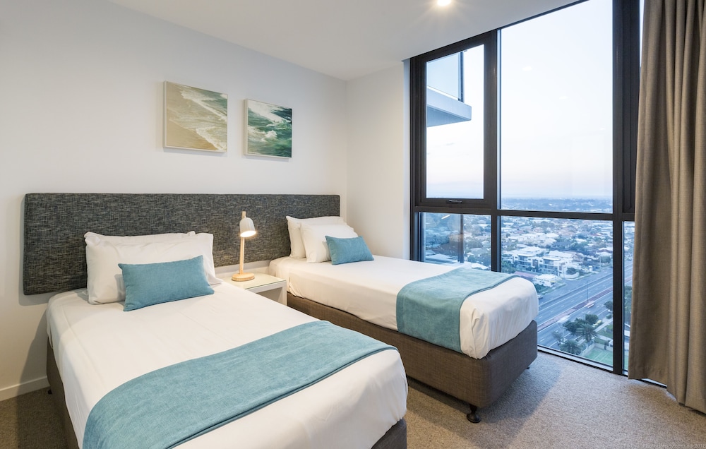 2 BEDROOMS, APARTMENT, 2 BATHROOMS