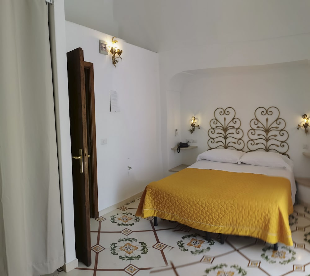 Dimora Fornillo Hotel 19/57