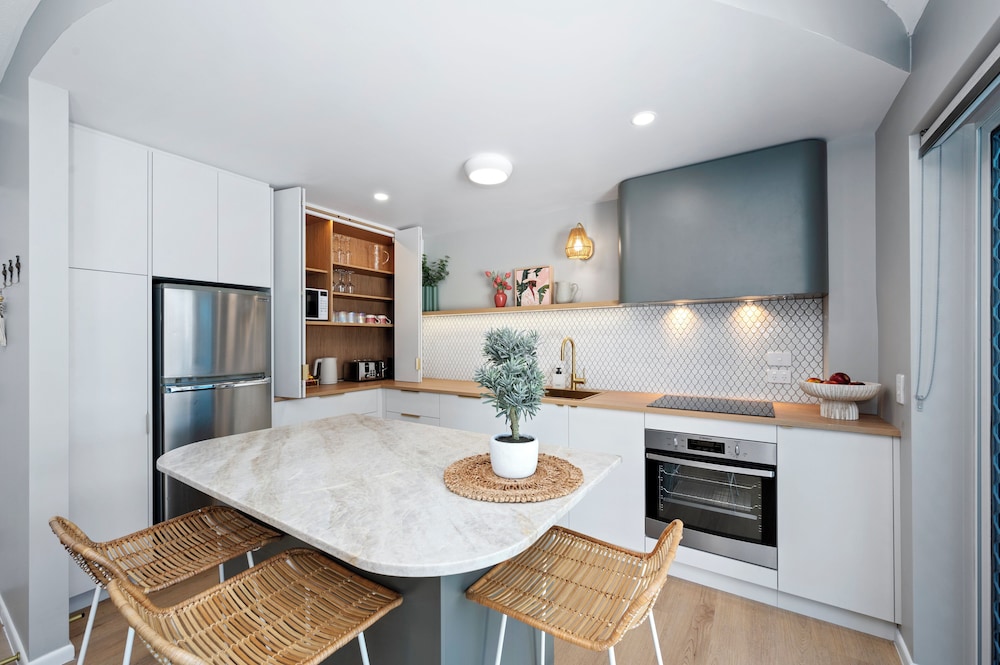 Koola Beach Apartments 50/63