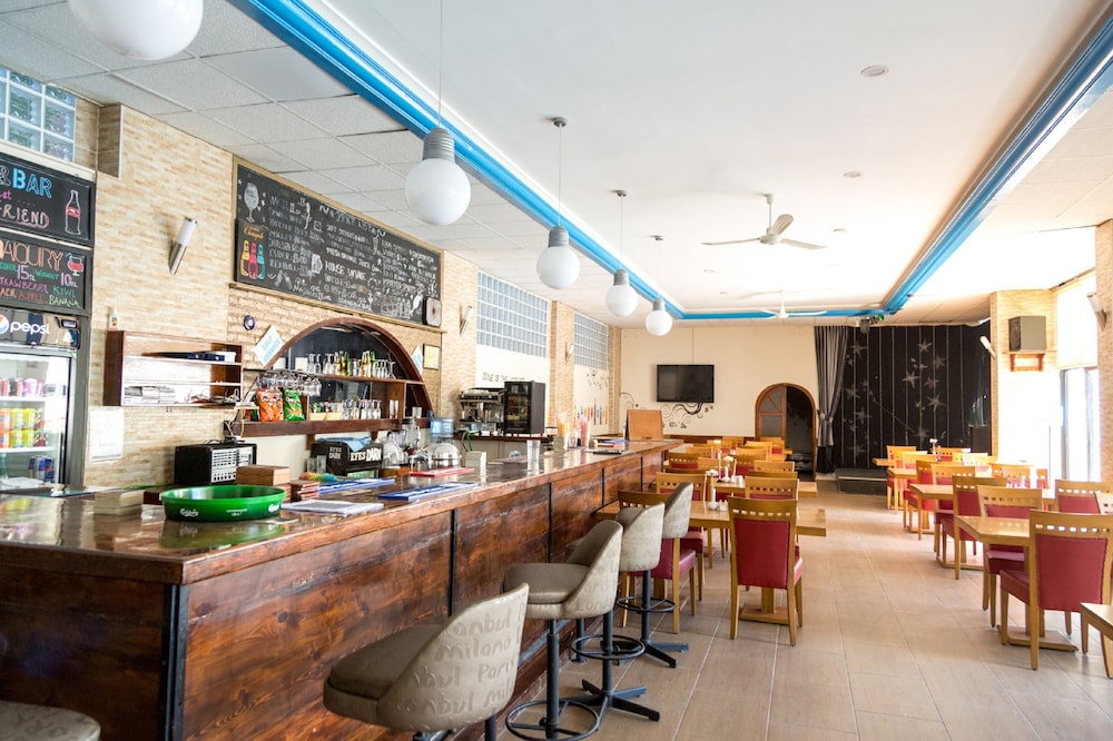 ponz boutique hotel 42/57