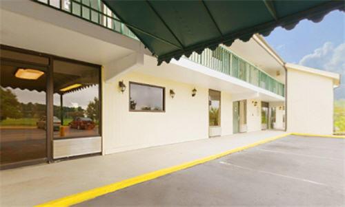 Americas Best Value Inn Tillmans Corner Mobile 31/36