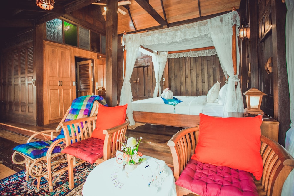 Sasitara Thai Villas 37/74