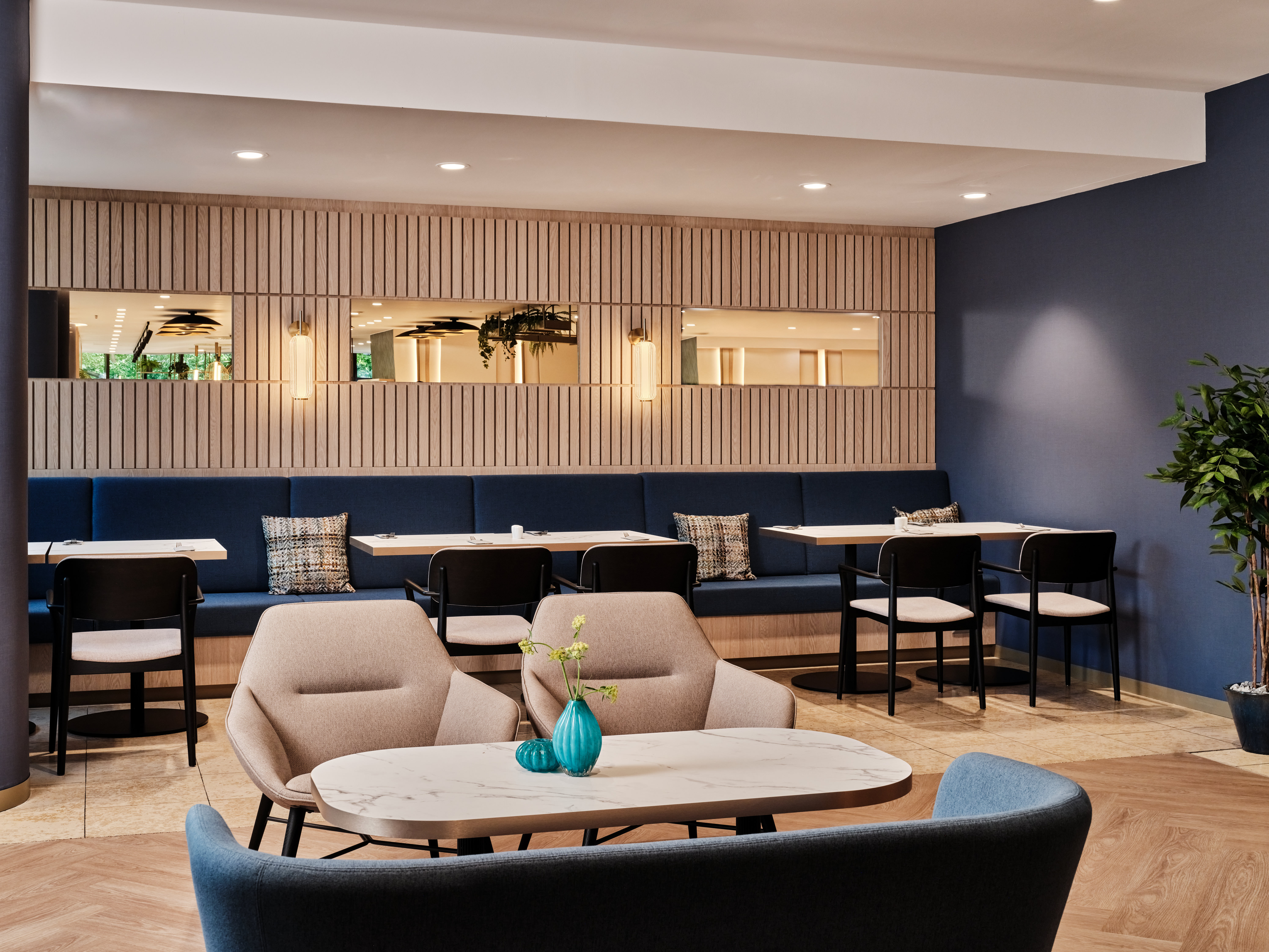 CROWNE PLAZA BRATISLAVA 61/74