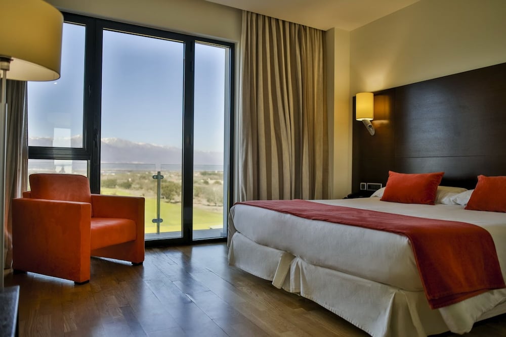 Hospedium Valles de Gredos Golf 4/50